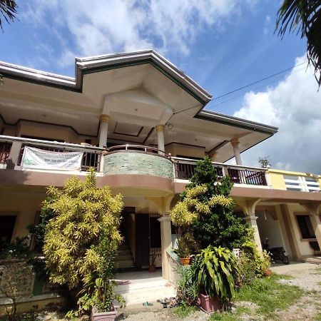 Riverside At Aninuan Accommodation And Food Puerto Galera Luaran gambar